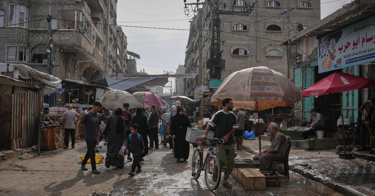 Gaza's Commercial Blackout